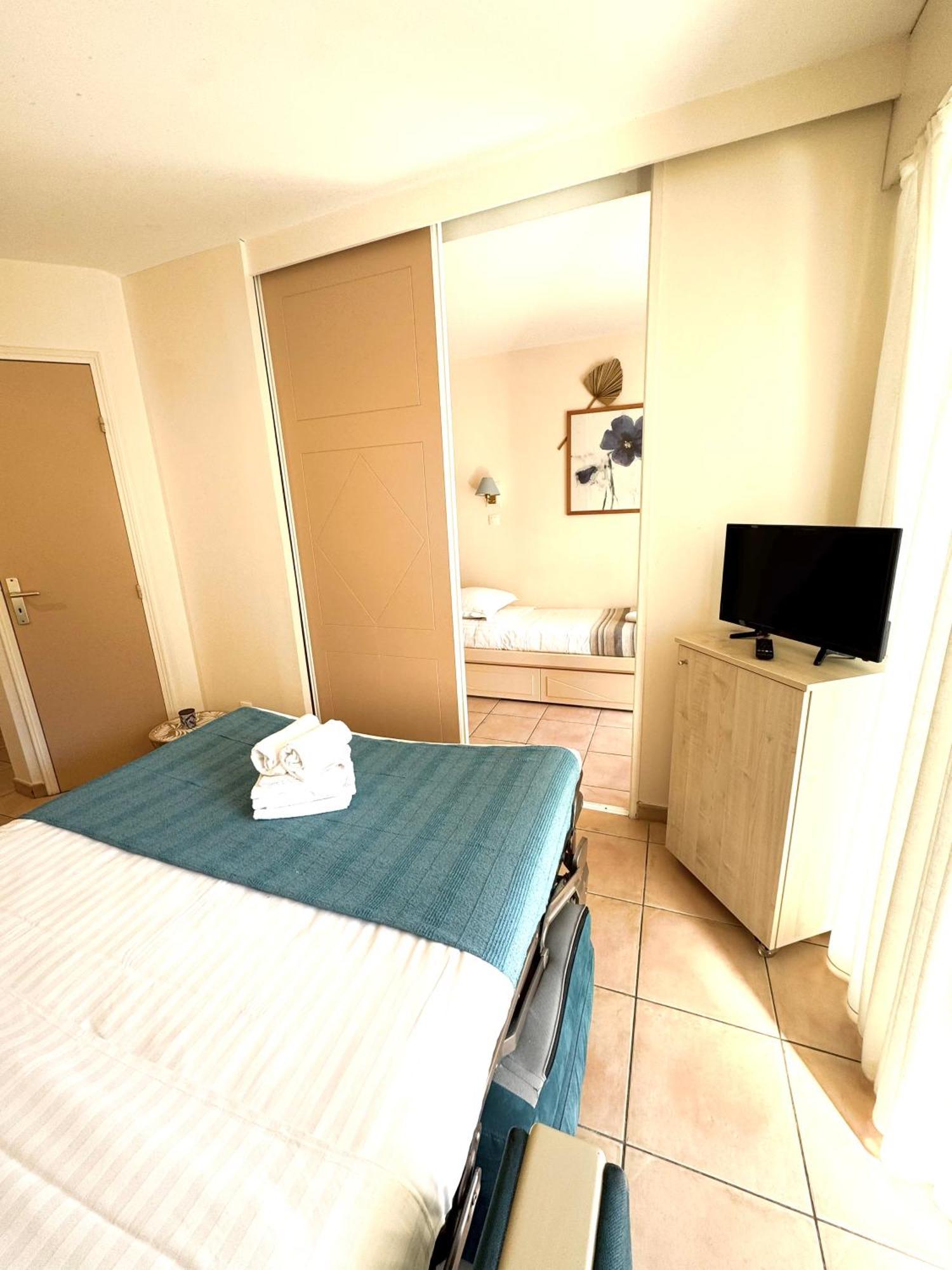 Les Rivages 2P Terrasse Parking Apartment ม็องตง ภายนอก รูปภาพ