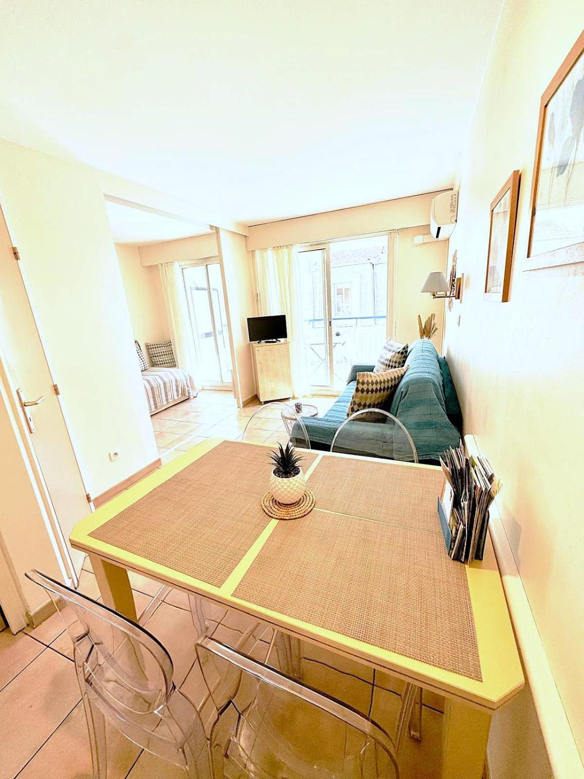 Les Rivages 2P Terrasse Parking Apartment ม็องตง ภายนอก รูปภาพ